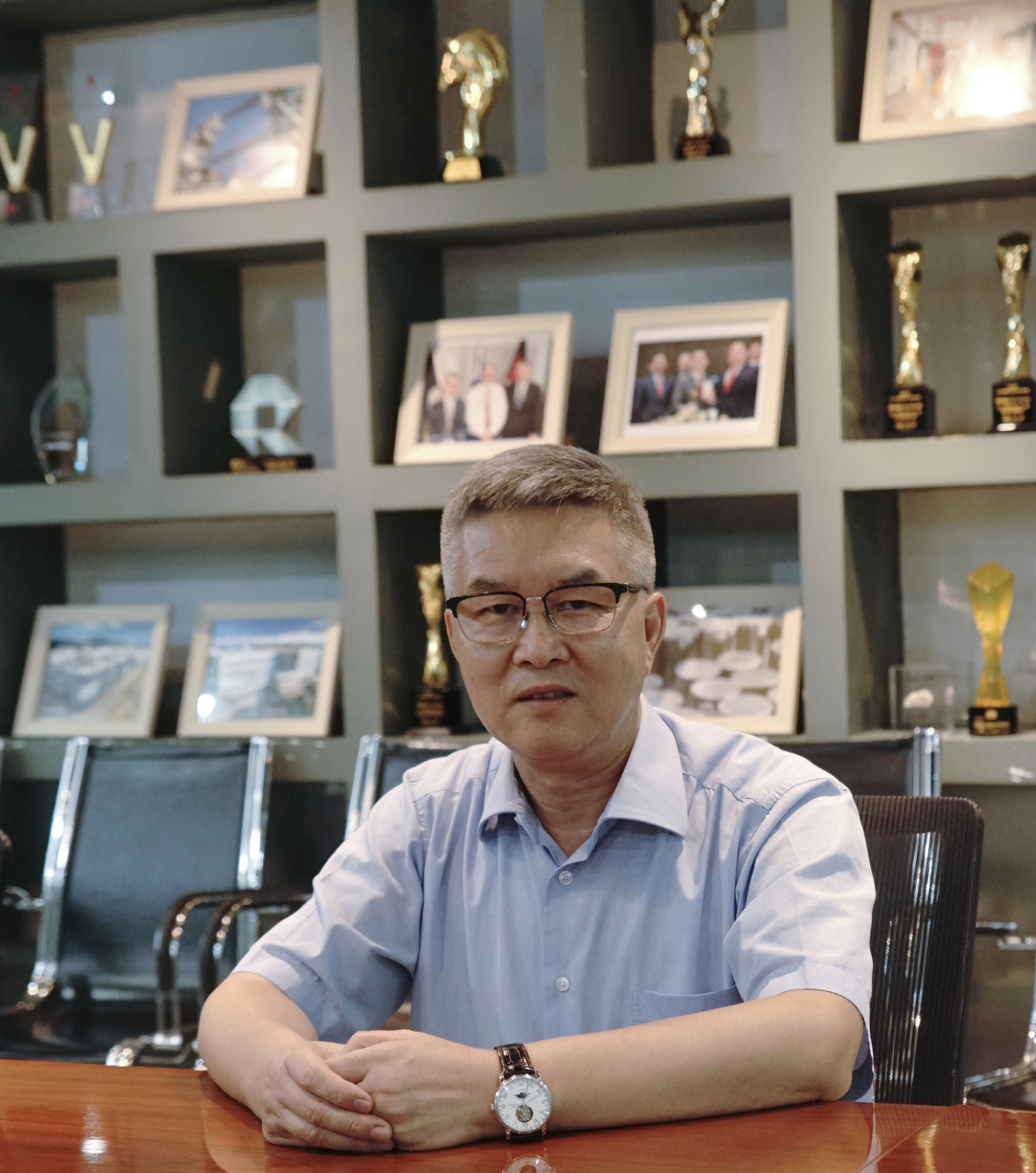 ΰ�¹���(victor1946)�ٷ���վ-Officials Website