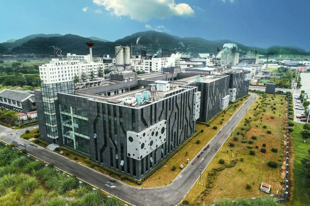 ΰ�¹���(victor1946)�ٷ���վ-Officials Website