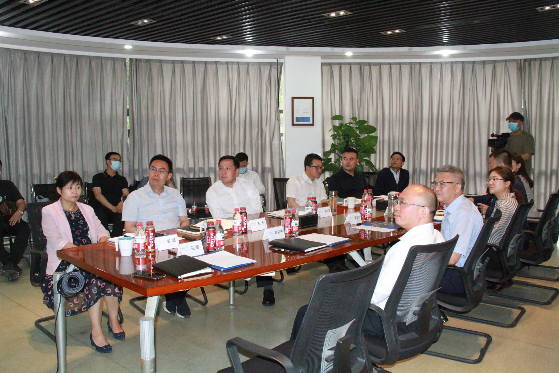 ΰ�¹���(victor1946)�ٷ���վ-Officials Website