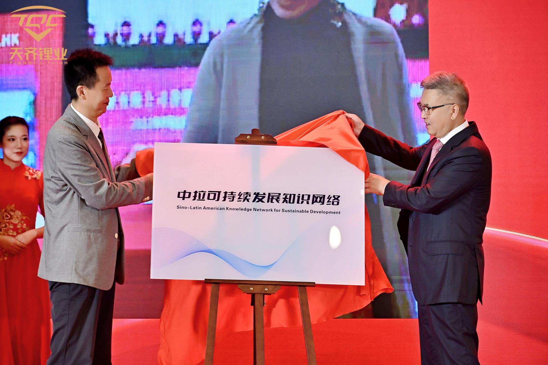 ΰ�¹���(victor1946)�ٷ���վ-Officials Website