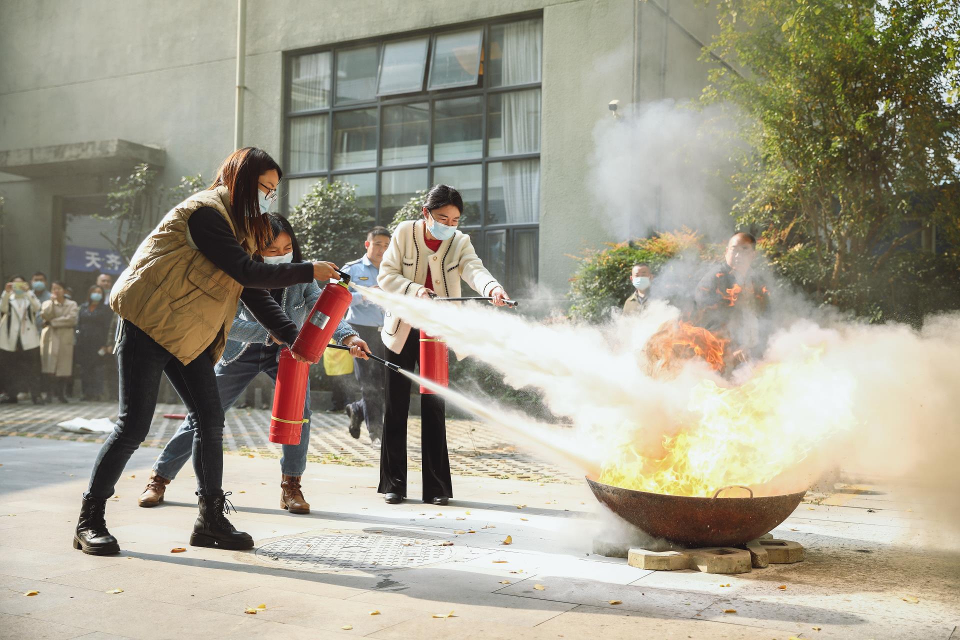 ΰ�¹���(victor1946)�ٷ���վ-Officials Website