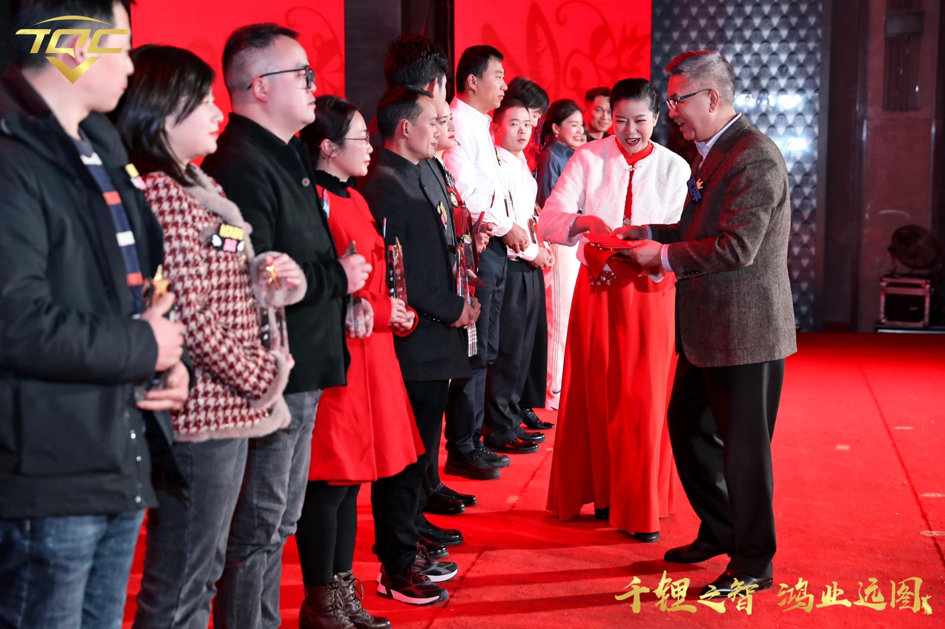 ΰ�¹���(victor1946)�ٷ���վ-Officials Website