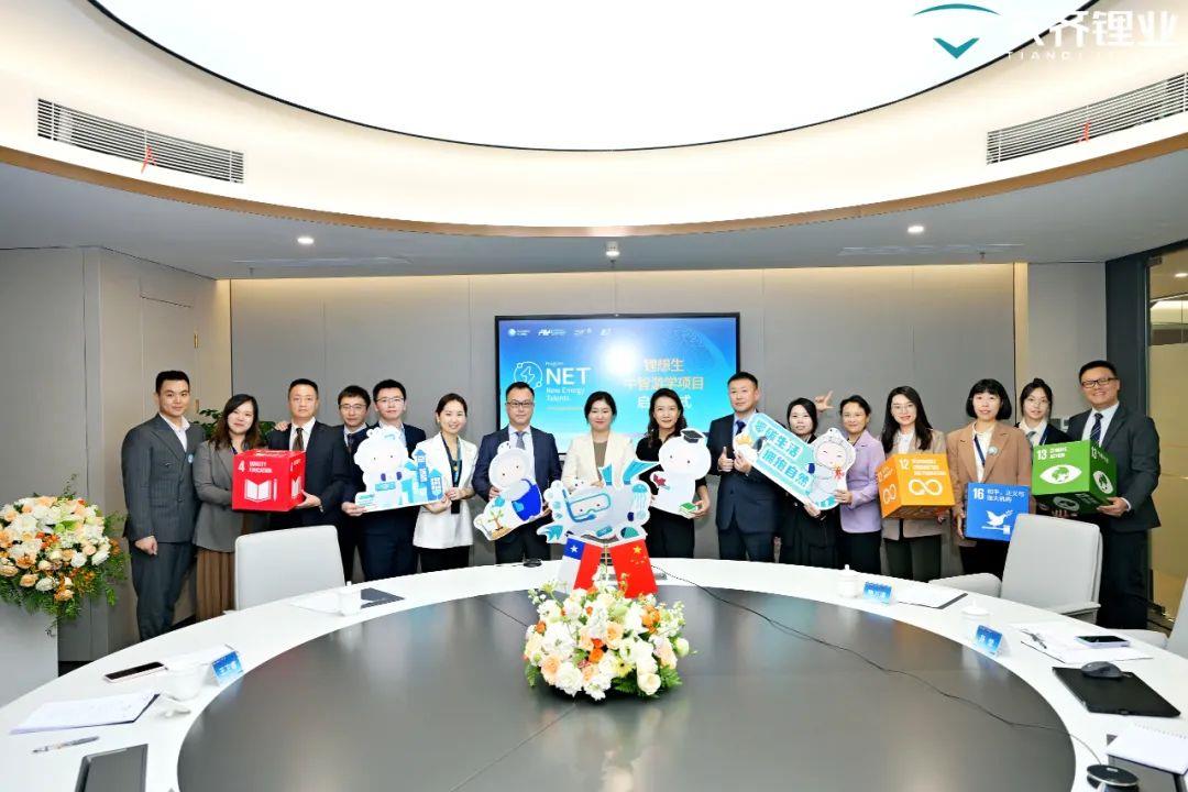 ΰ�¹���(victor1946)�ٷ���վ-Officials Website