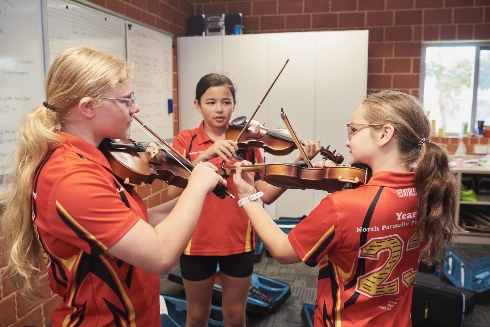 ΰ�¹���(victor1946)�ٷ���վ-Officials Website