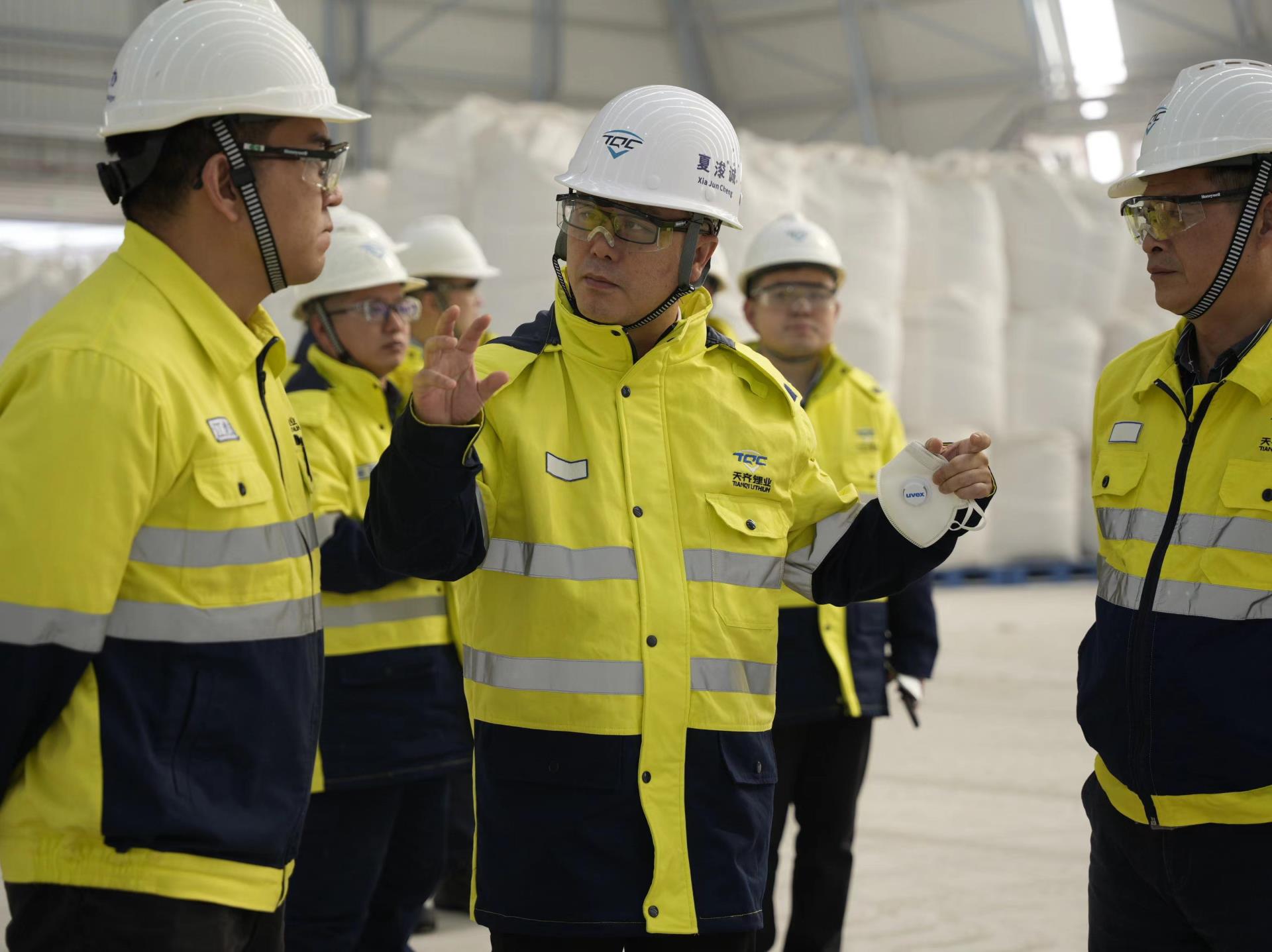 ΰ�¹���(victor1946)�ٷ���վ-Officials Website