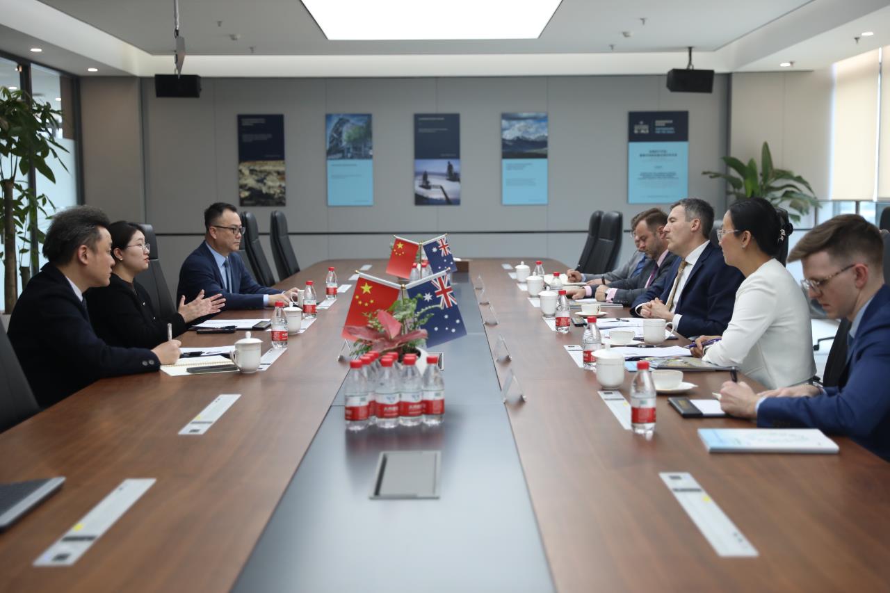 ΰ�¹���(victor1946)�ٷ���վ-Officials Website