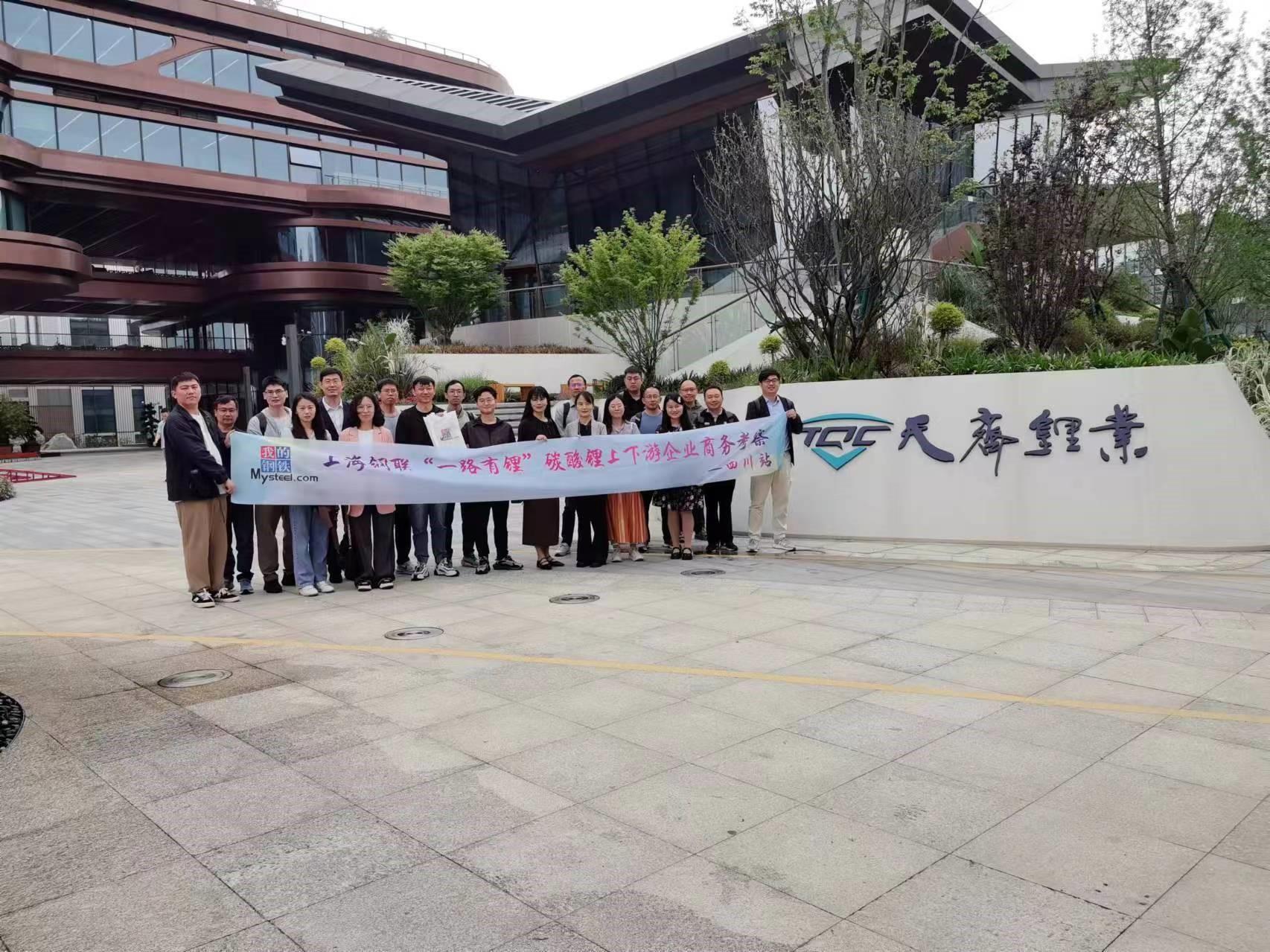 ΰ�¹���(victor1946)�ٷ���վ-Officials Website