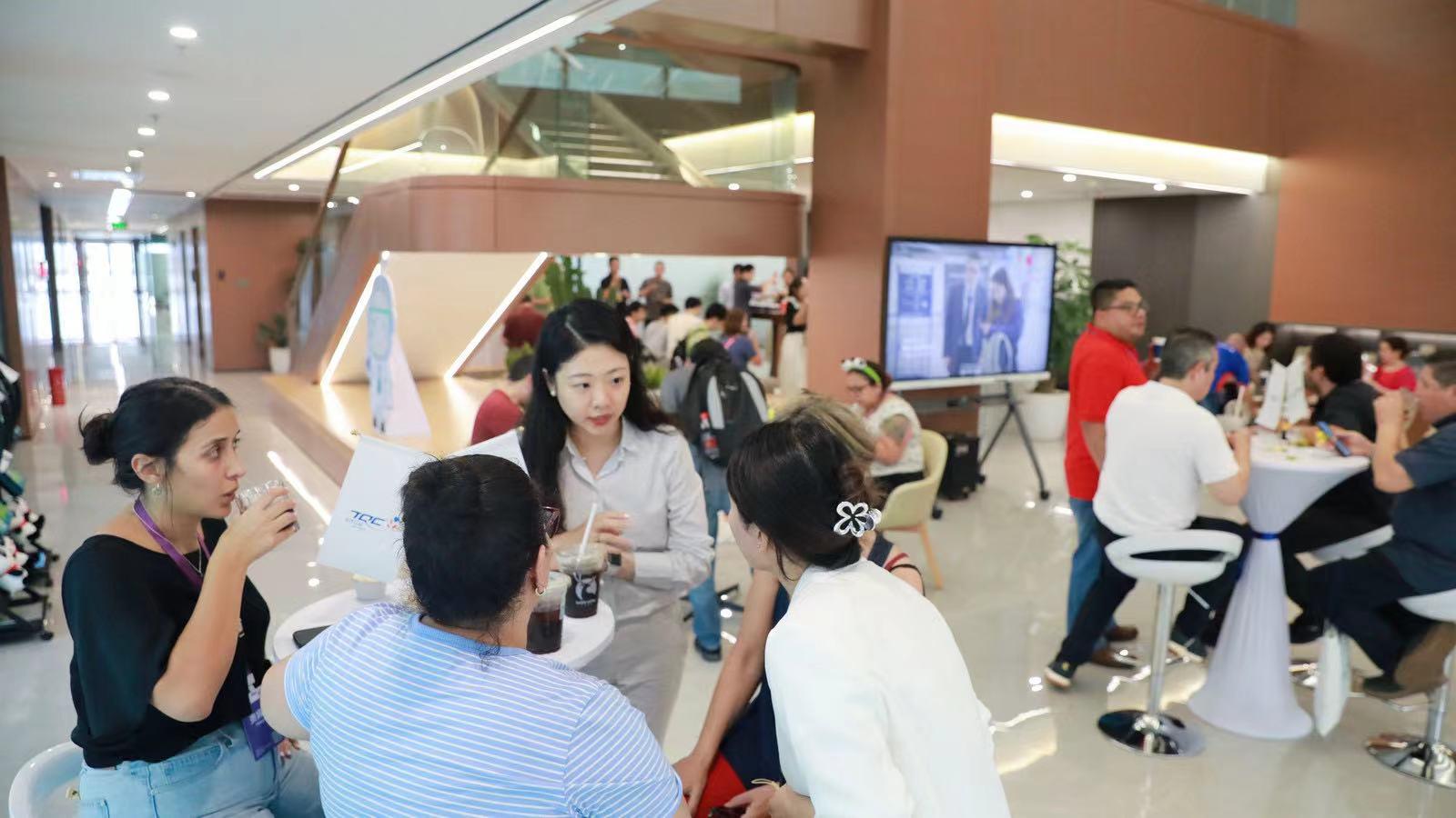 ΰ�¹���(victor1946)�ٷ���վ-Officials Website