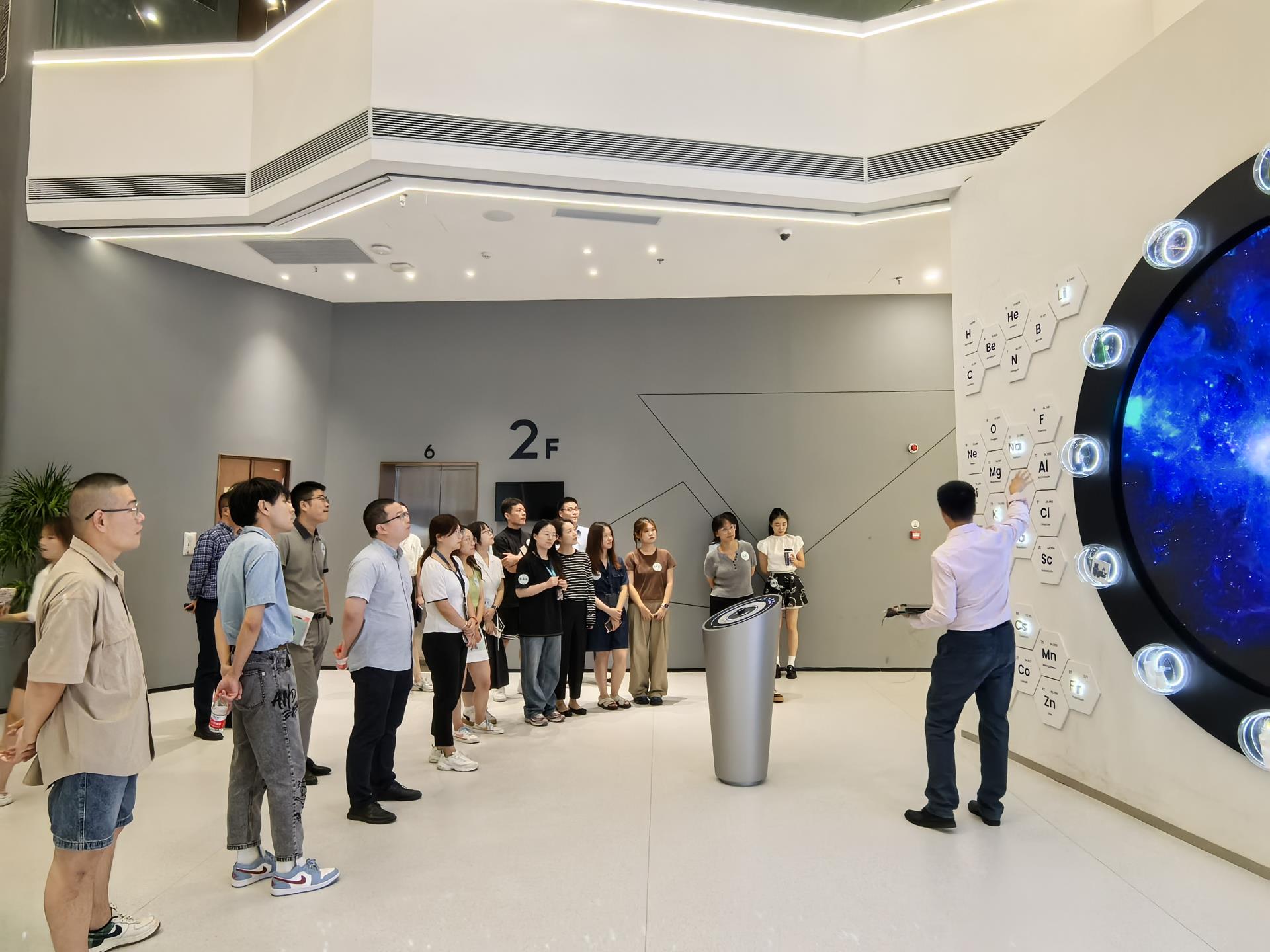 ΰ�¹���(victor1946)�ٷ���վ-Officials Website