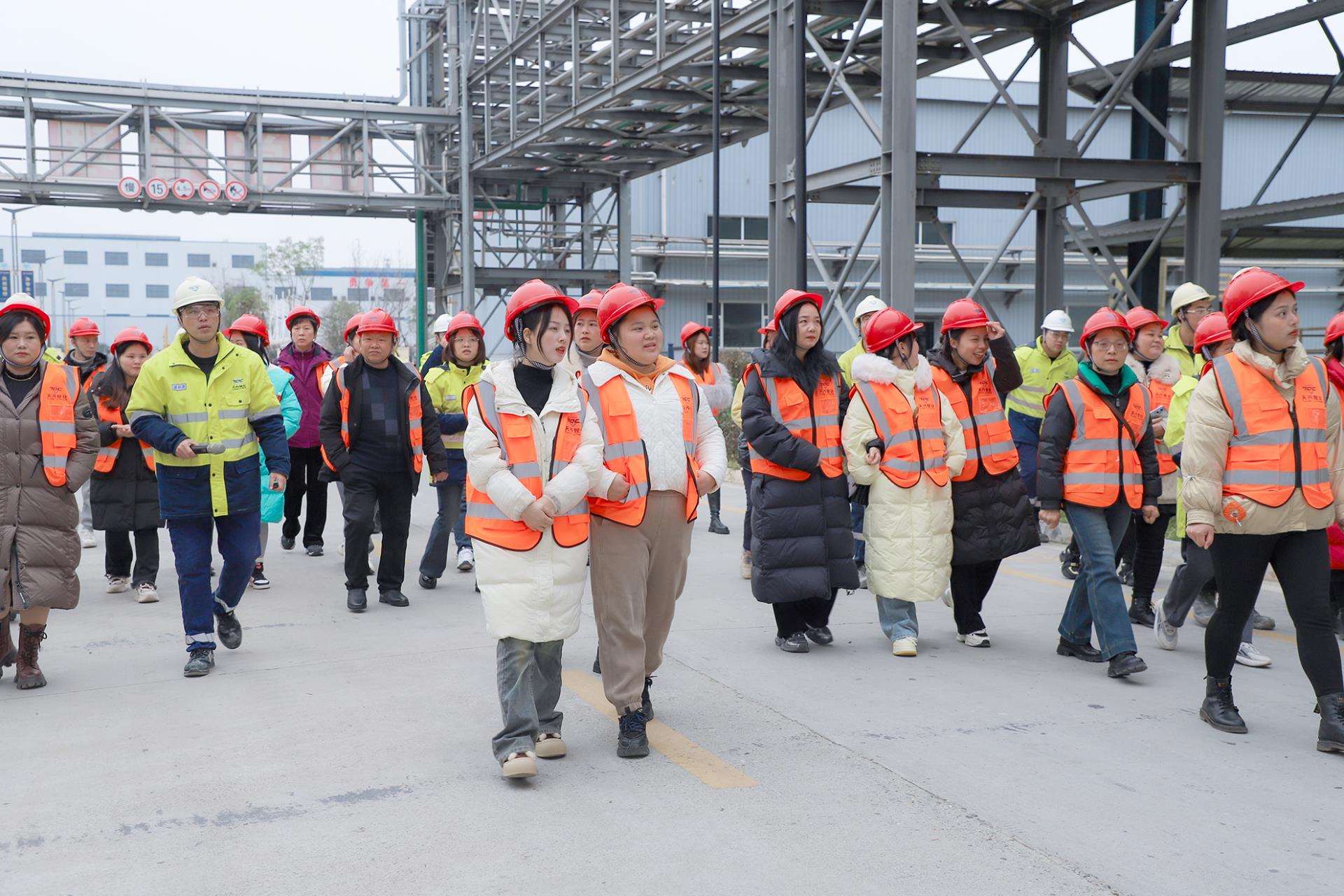 ΰ�¹���(victor1946)�ٷ���վ-Officials Website