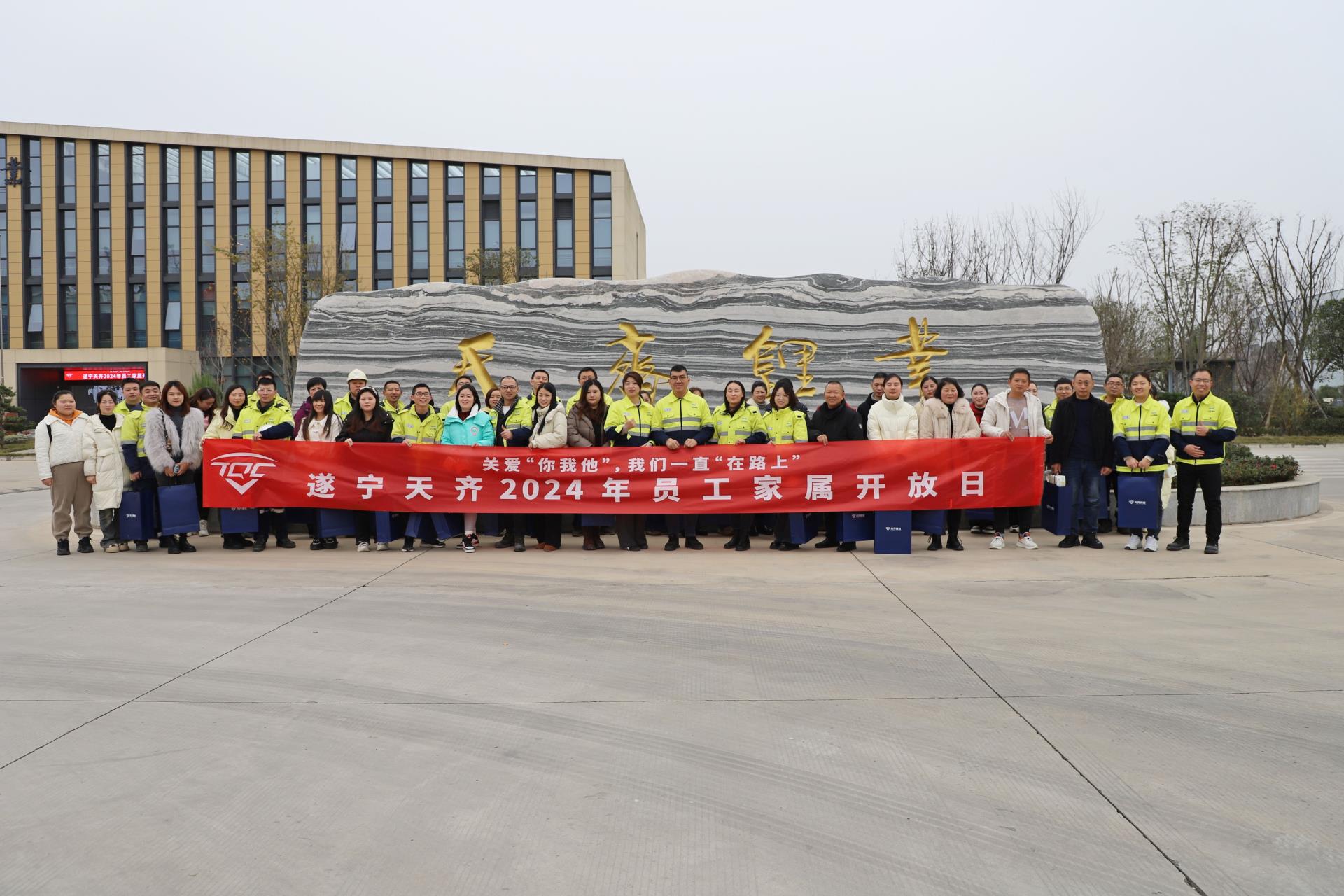 ΰ�¹���(victor1946)�ٷ���վ-Officials Website