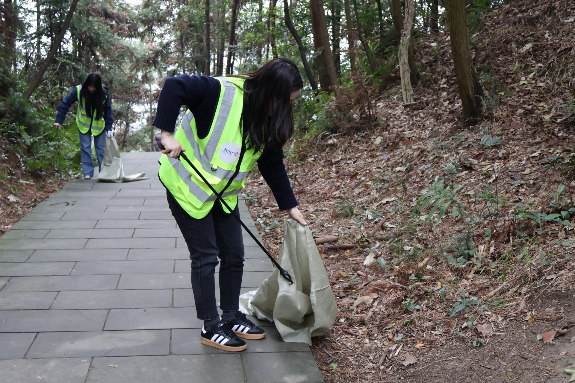 ΰ�¹���(victor1946)�ٷ���վ-Officials Website