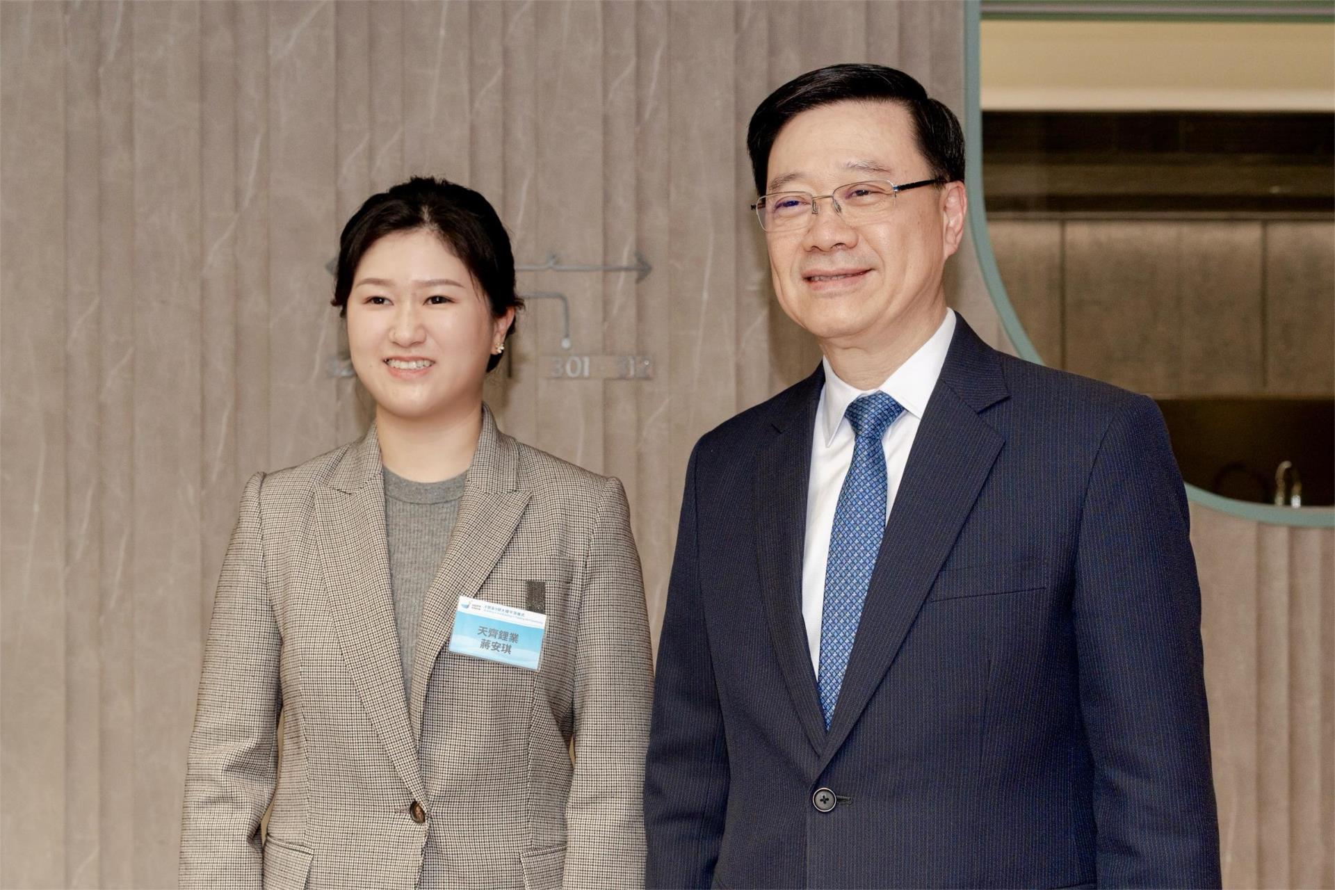 ΰ�¹���(victor1946)�ٷ���վ-Officials Website