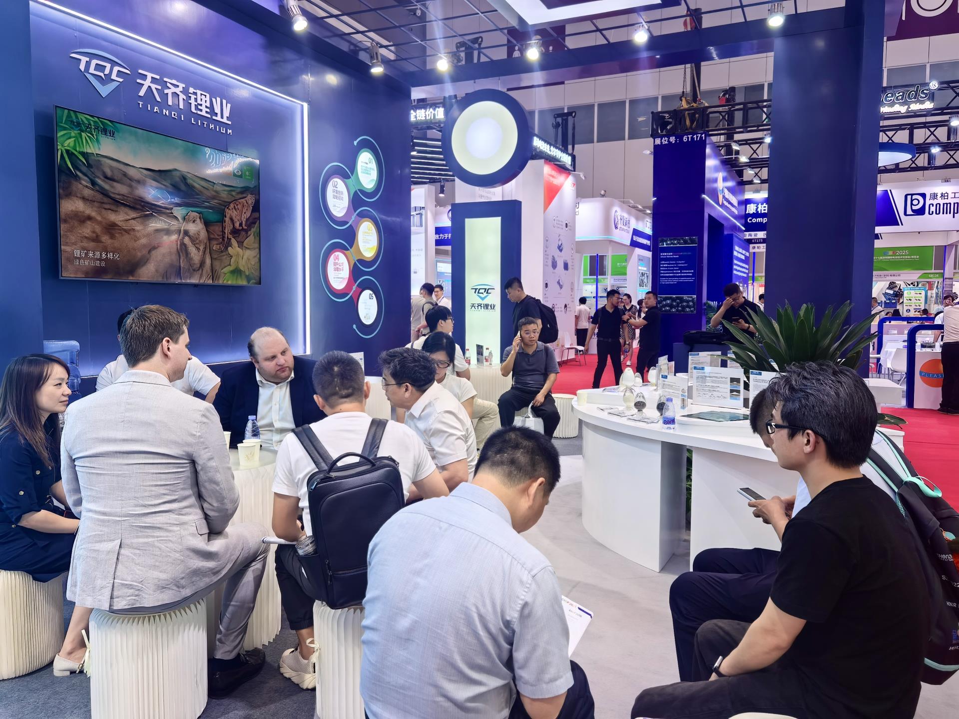 ΰ�¹���(victor1946)�ٷ���վ-Officials Website