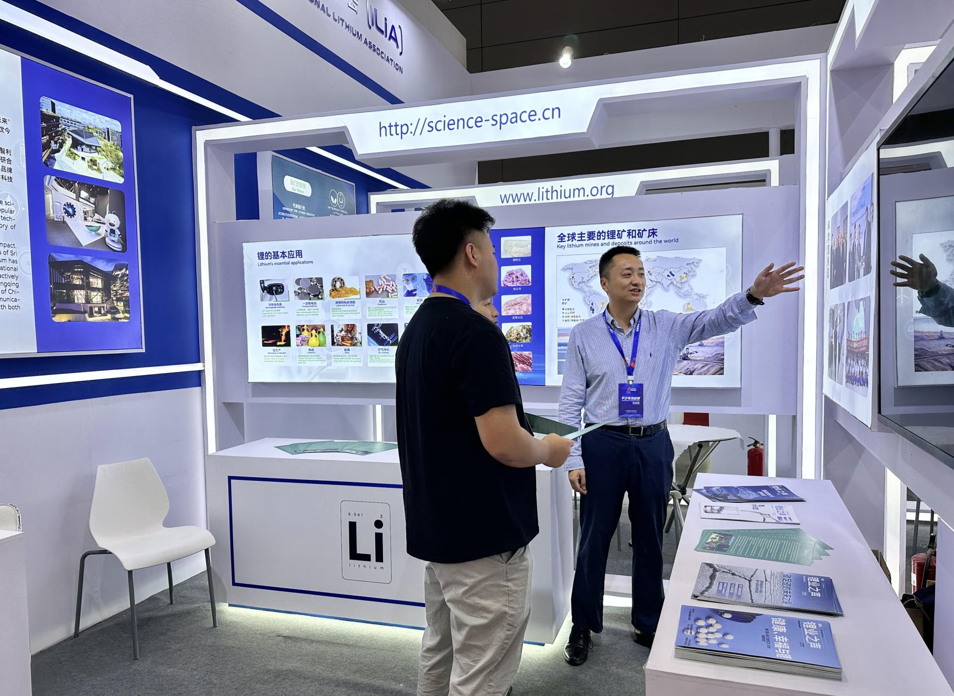 ΰ�¹���(victor1946)�ٷ���վ-Officials Website