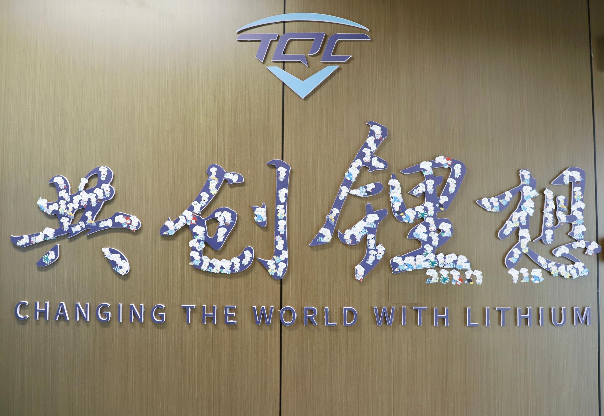 ΰ�¹���(victor1946)�ٷ���վ-Officials Website