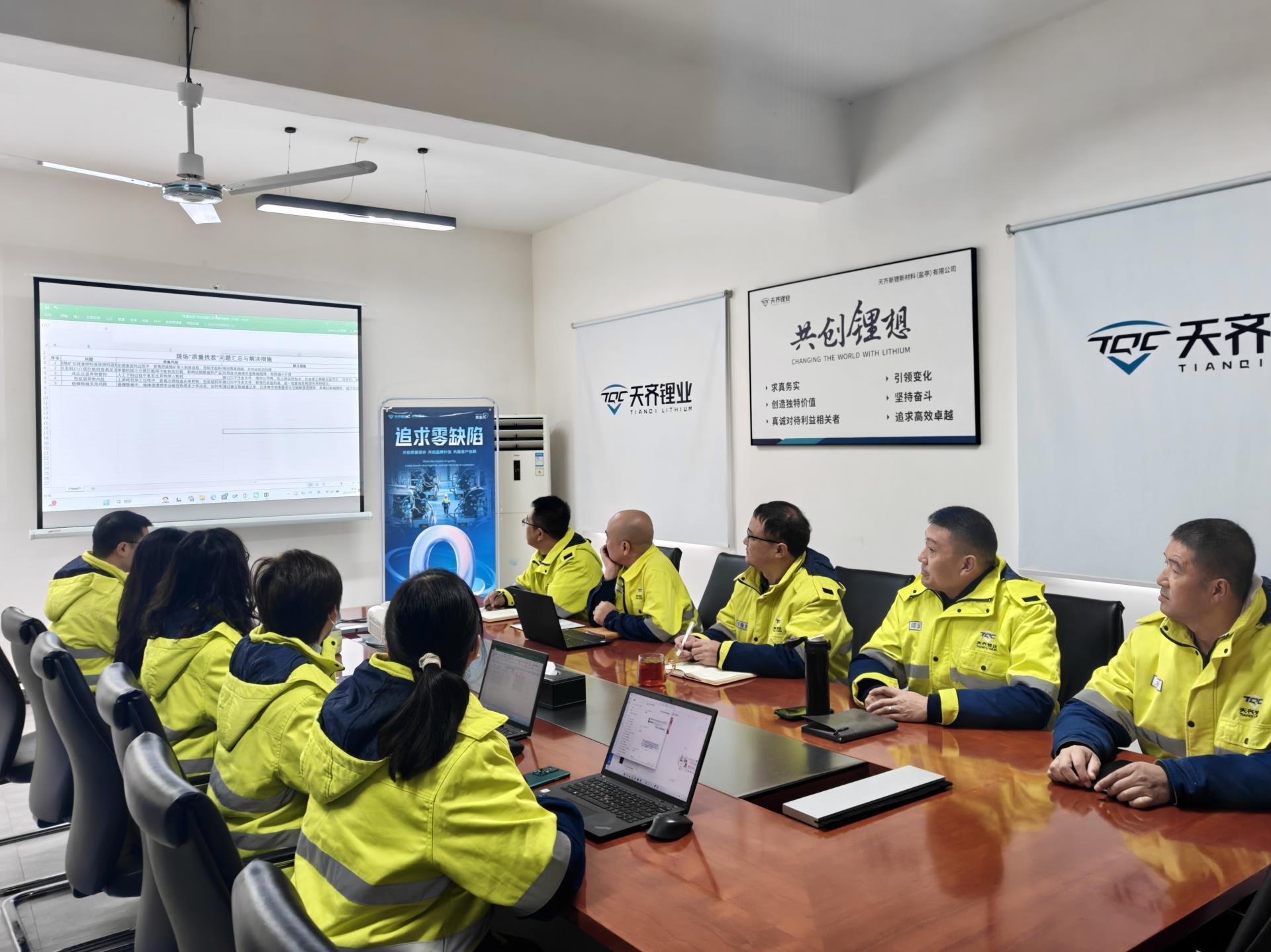 ΰ�¹���(victor1946)�ٷ���վ-Officials Website