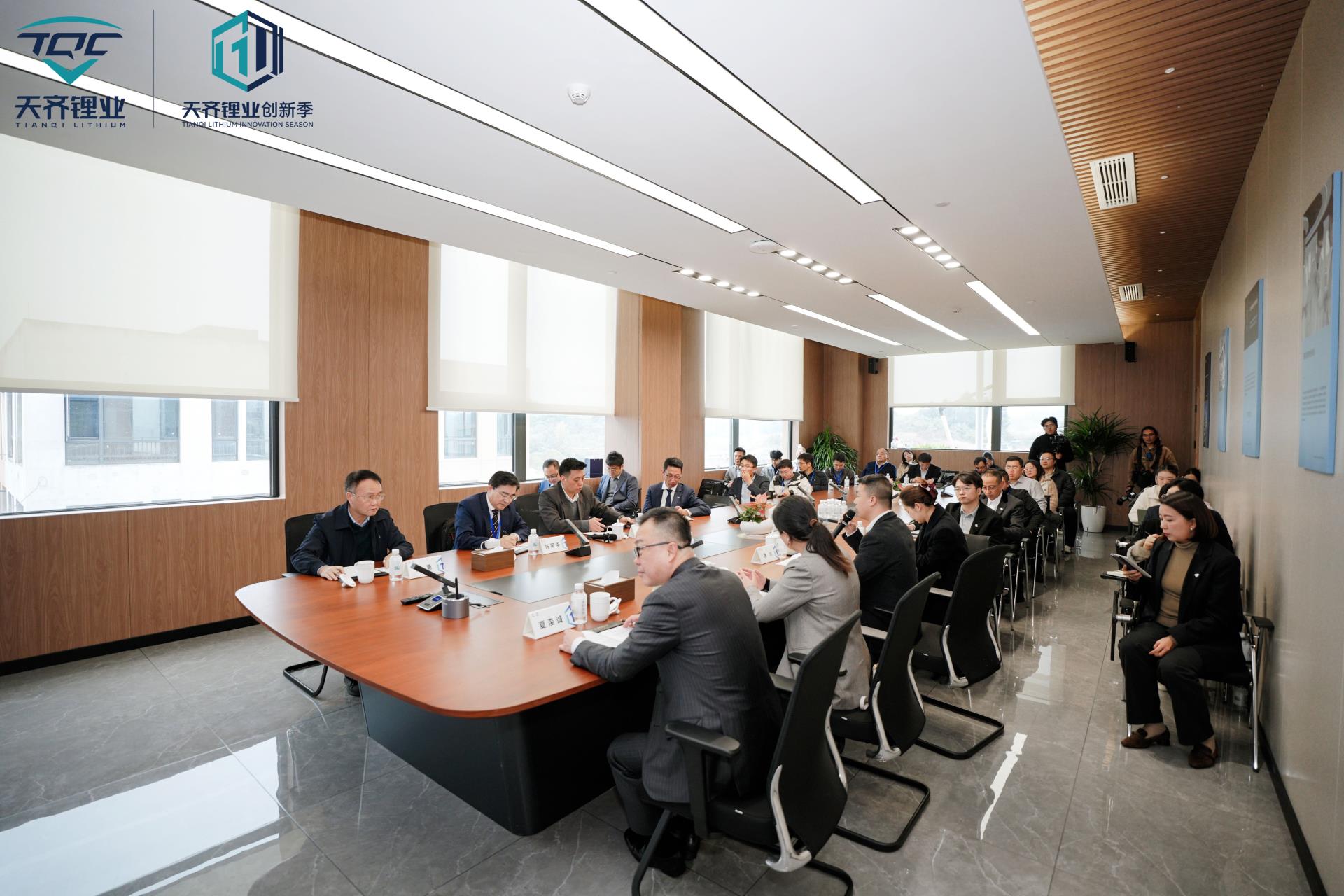 ΰ�¹���(victor1946)�ٷ���վ-Officials Website