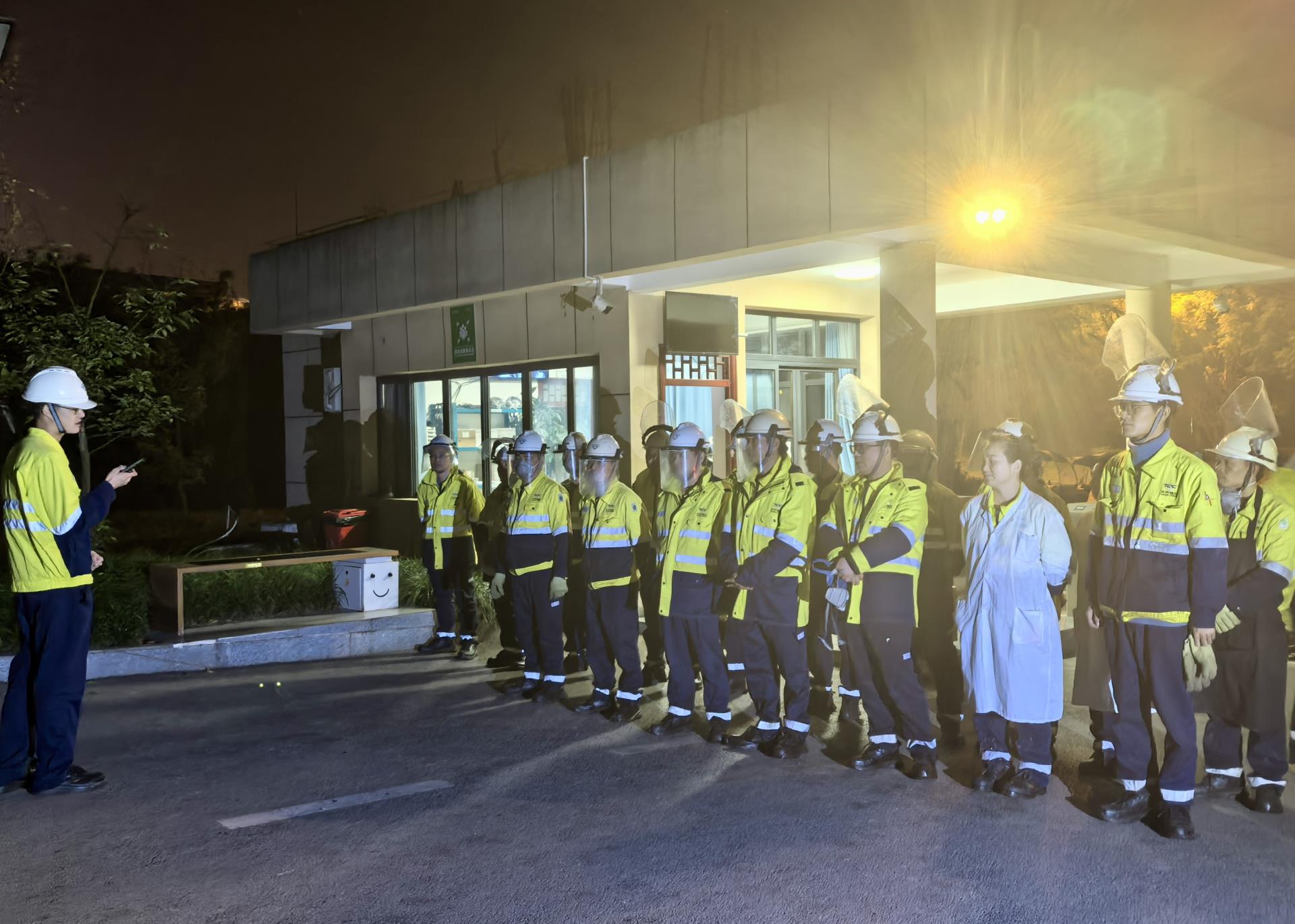 ΰ�¹���(victor1946)�ٷ���վ-Officials Website