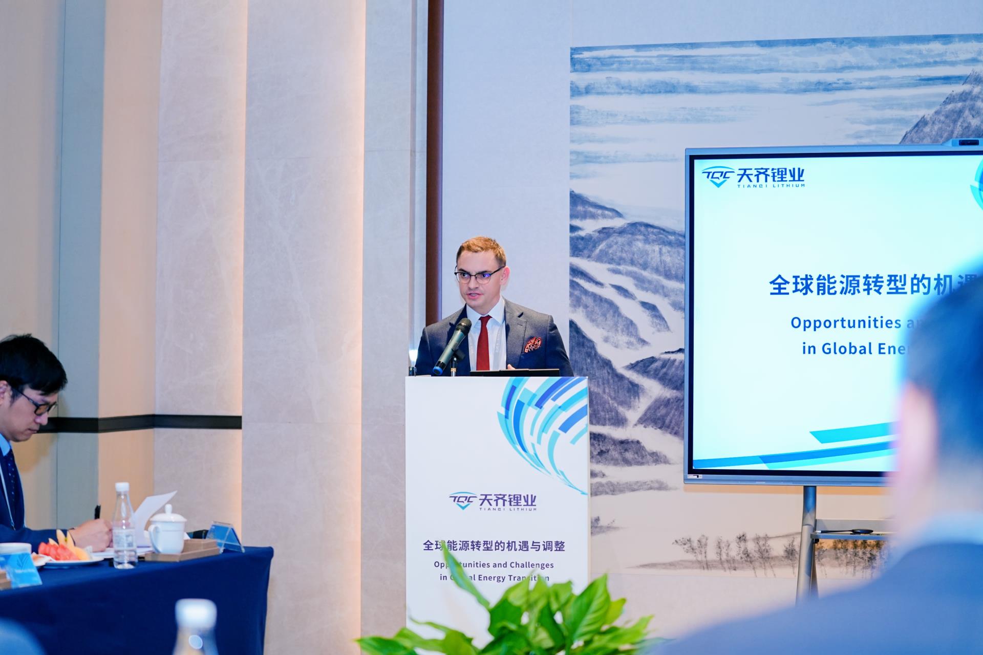 ΰ�¹���(victor1946)�ٷ���վ-Officials Website